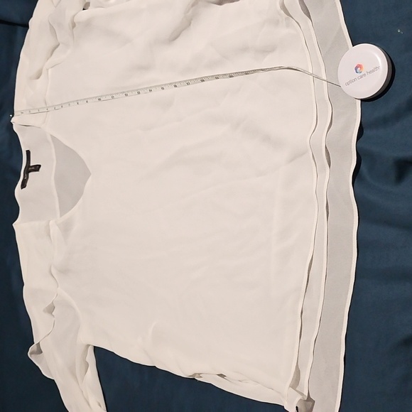 BCBGMAXAZRIA Cream Gael V-neck Ruffle Top, Blouse New! - Picture 10 of 11